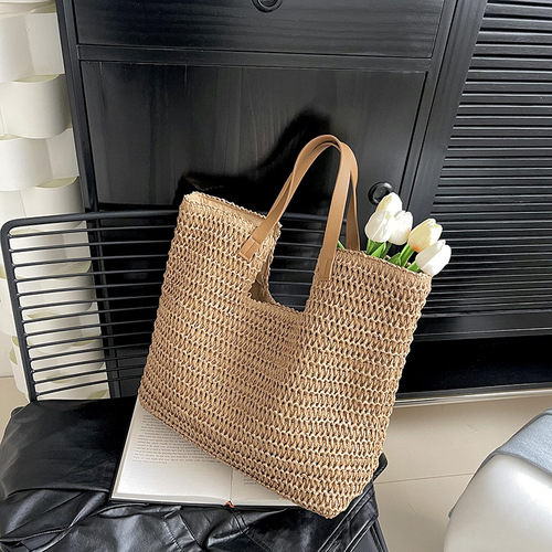 Summer Stylish Grass Weaving Bags for Women  New High-End Knit Tote Bag with Large Capacity Commuter Beach Bag