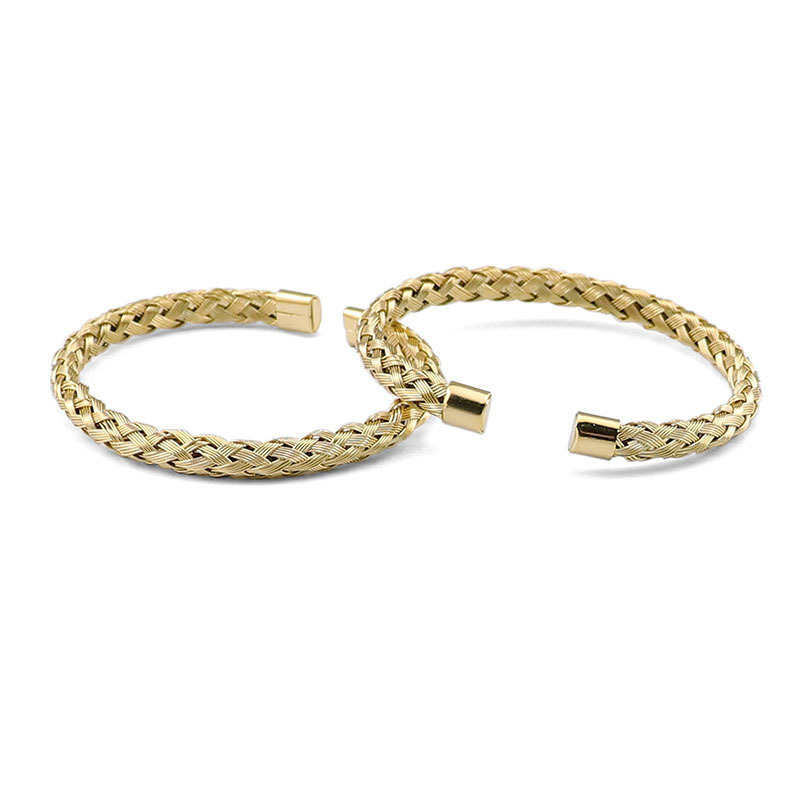 Simple Style Solid Color Titanium Steel Plating Men's Bangle Men Cuff & Bangle display picture 2