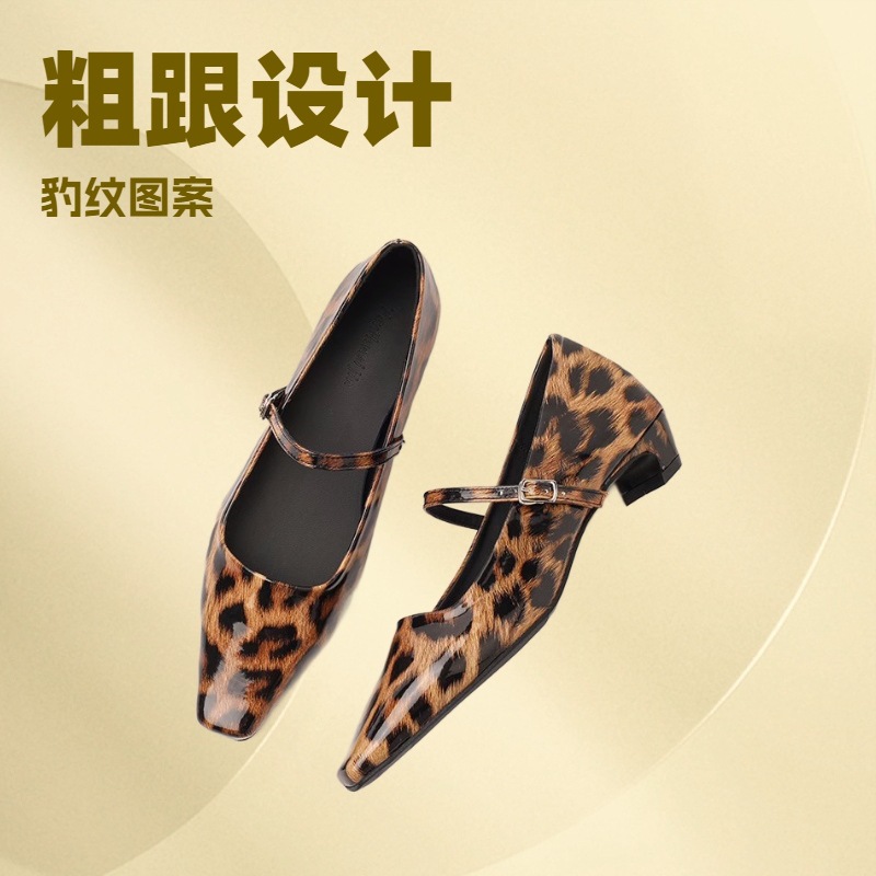 Factory Ready Stock French Square-Toe Mid-Heel Mary Jane Shoes Versatile for Commuting with Buckle Strap Women's Fashion Shoes
