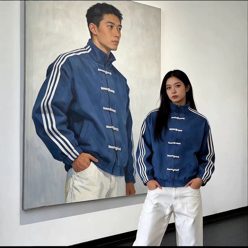Blue striped jacket, new style for men, trendy and stylish jacket for teenagers, new Chinese-style men's clothing, long-sleeved shirt with decorative buttons Blue striped jacket, new style for men, trendy and stylish jacket for teenagers, new Chinese-style men's clothing, long-sleeved shirt with decorative buttons