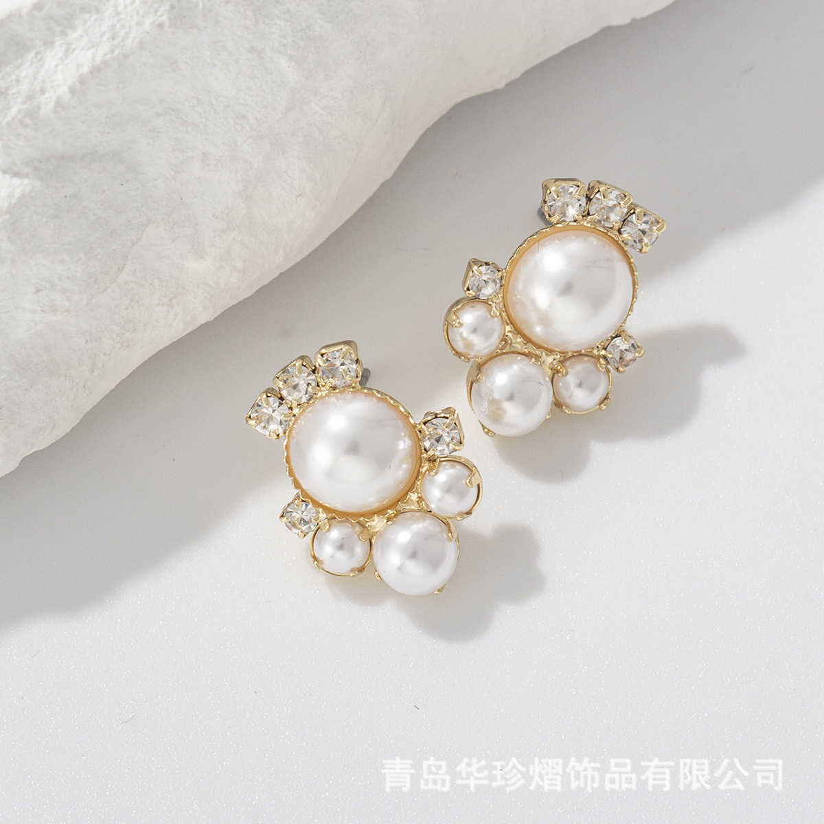 Qingdao Jewelry Factory Earrings Color Protection High Grade Exquisite Personalized Versatile Geometric Earrings Vacuum Electroplated Women's Earrings