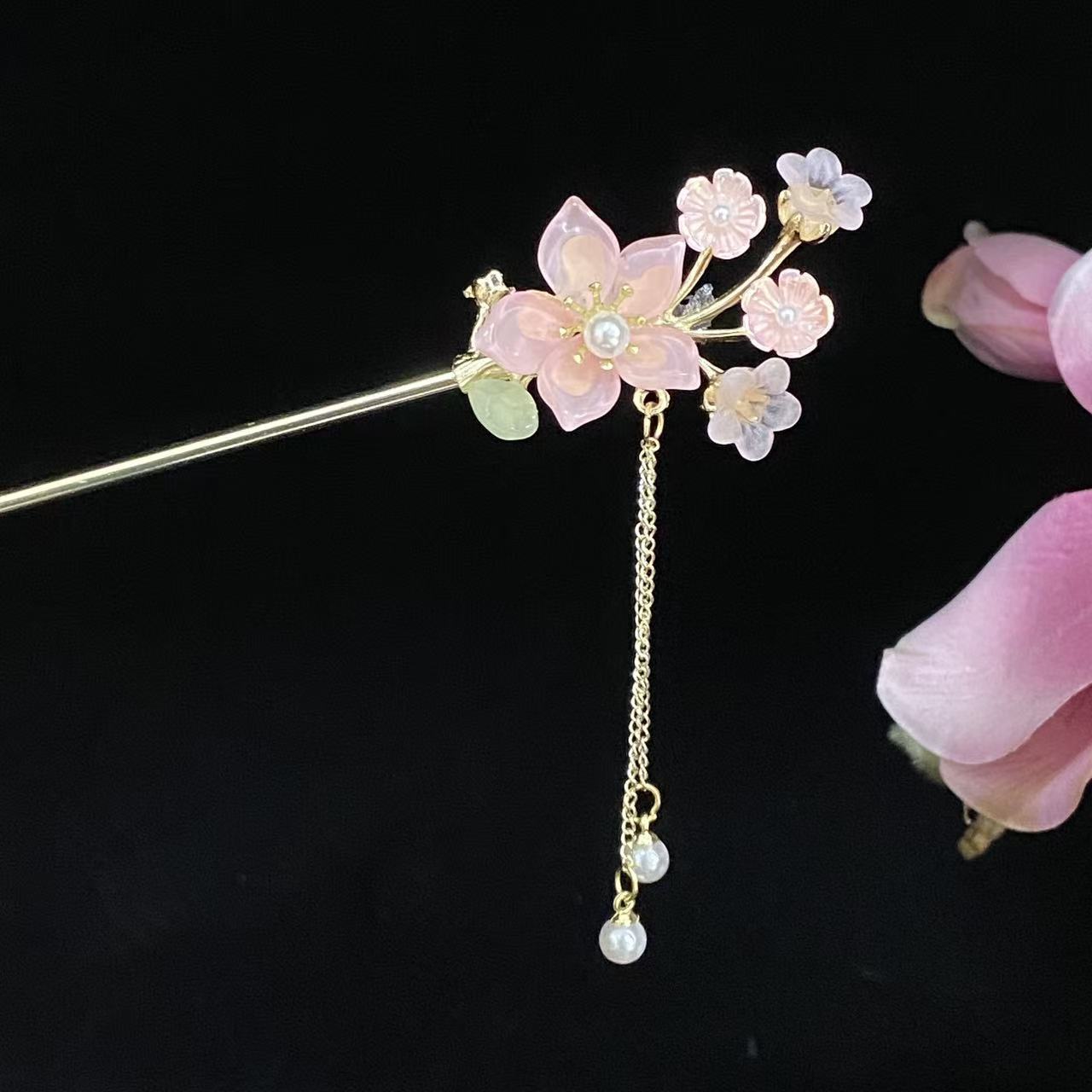 Hairpin 2460