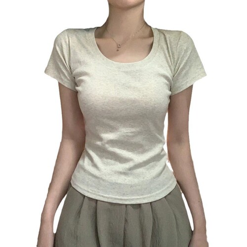 Women's Summer 2025 Slim Fit Bodycon T-Shirt with American Style, Short Sleeve, Off-the-Shoulder, Cute Short Student Top with Design Sense
