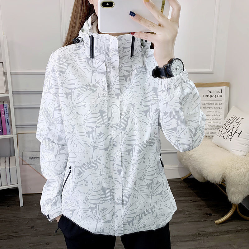 2026 New Men's and Women's Camouflage Outdoor Jackets, Windproof and Waterproof Thin Jackets, Wholesale
