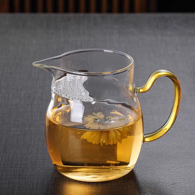 ビッグベリー透明ガラス三日月フェアカップ茶漏れフィルターオールインワン茶海茶ディスペンサーカンフーガラスカラーハンドル茶ボウル|undefined