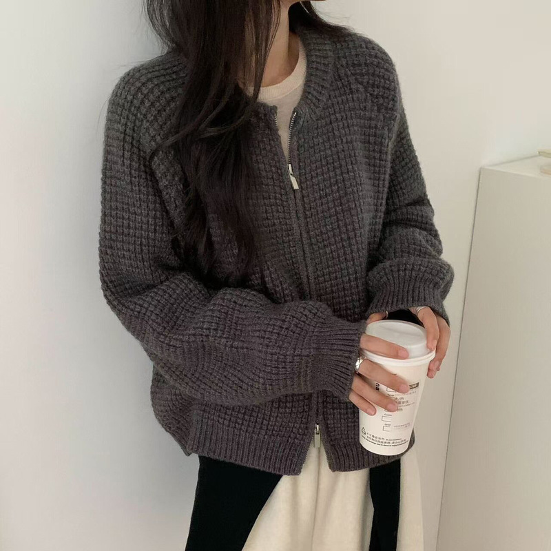 Korean-style solid color simple soft waffle knit cardigan for women, new autumn and winter fashion, warm sweater jacket for commuting Korean-style solid color simple soft waffle knit cardigan for women, new autumn and winter fashion, warm sweater jacket for commuting