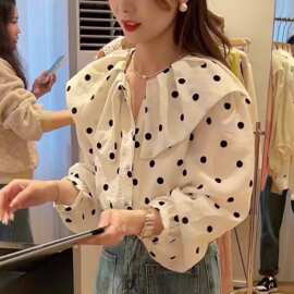 衬衣秋季宽松韩系娃娃领长袖衬衫甜美风撞色波点单排扣休闲衬衣女