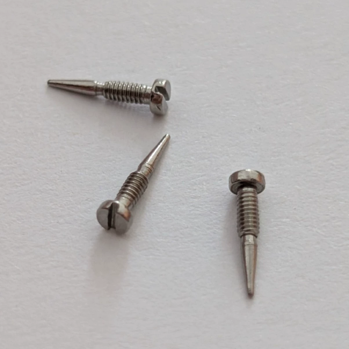 Саморазрывающиеся винтовые детали для очков, винтовая головка сваи, винт для накладки на нос, ремонт многомодельной нержавеющей стали