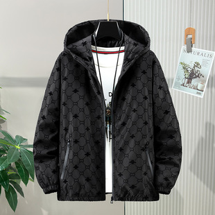 �W��վ���Q���Ʊ���ֲ�q�A�����b�＾�¿����e��ʿ�Bñ�������L��