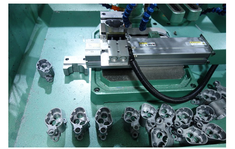 74双伺服钻攻一体机铝压铸打孔攻丝一体机攻钻两用机