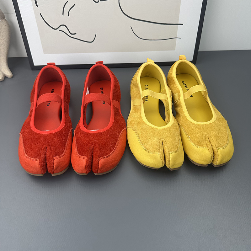Women's New 2025 Split-Toe Loafers with Cross Straps, Red Casual Flat Mary Jane Shoes