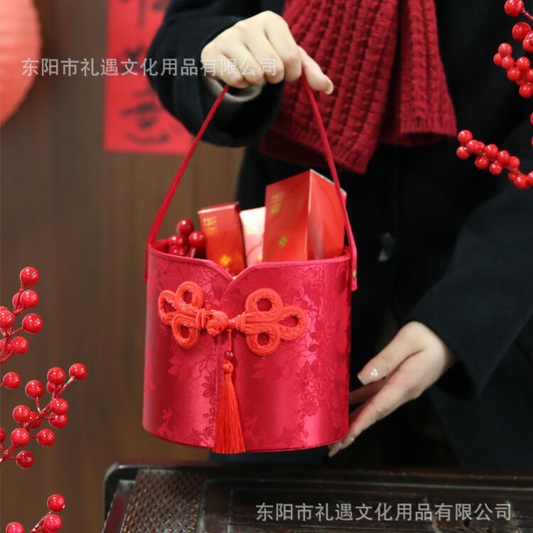 新款新中式高档旗袍风婚庆伴手礼简约款生日礼物圆桶手提抱抱桶|undefined