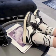 春夏双针薄棉欧款硅胶烫字母中筒袜简约小香风袜子女ins轻奢潮袜