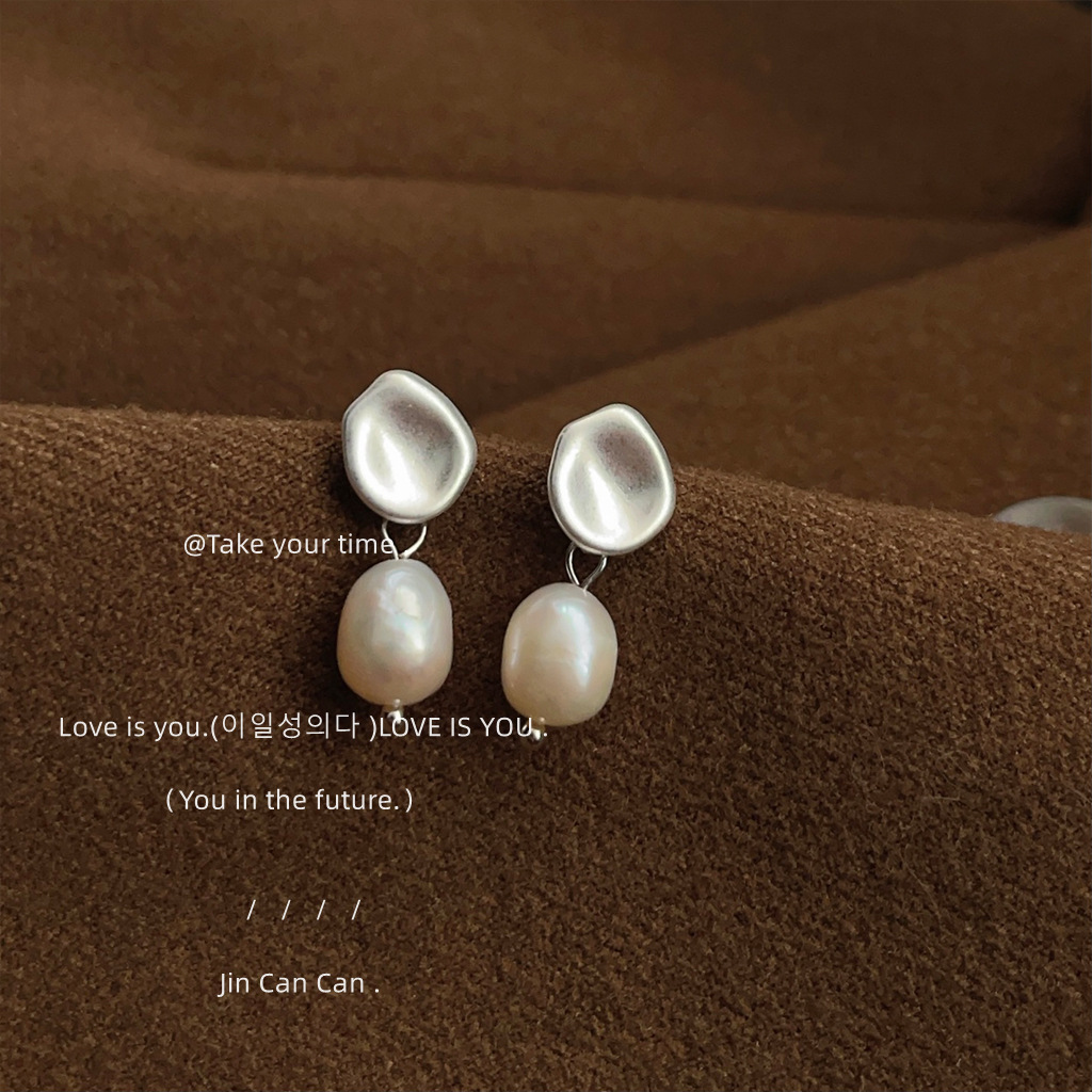 Quality matte design earrings from pearl