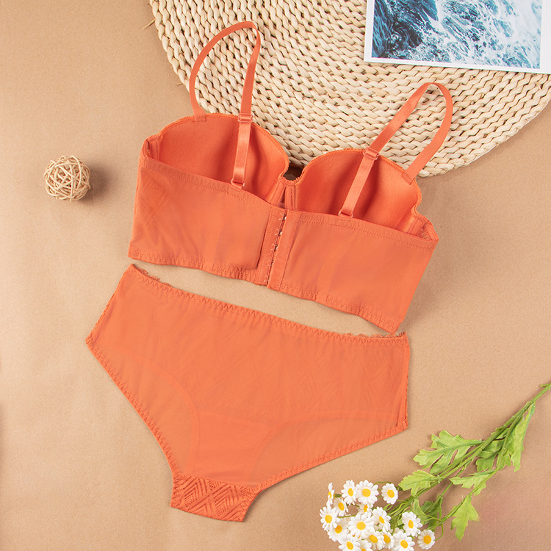 Comercio exterior europeo y americano sexy traje de sujetador de encaje para mujer, pechos pequeños, colección, leche auxiliar, ropa interior francesa de media taza, mujer