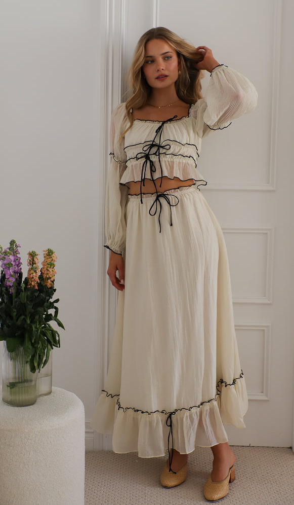 Täglich Frau Temperament Pendler Pendler Wind Einfarbig Fee Falten Polyester Freizeit Anzug Rock-Sets display picture 2