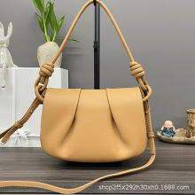 ԭSƤPaseoμб淭wҸ°satchelKްӰ녶Ů