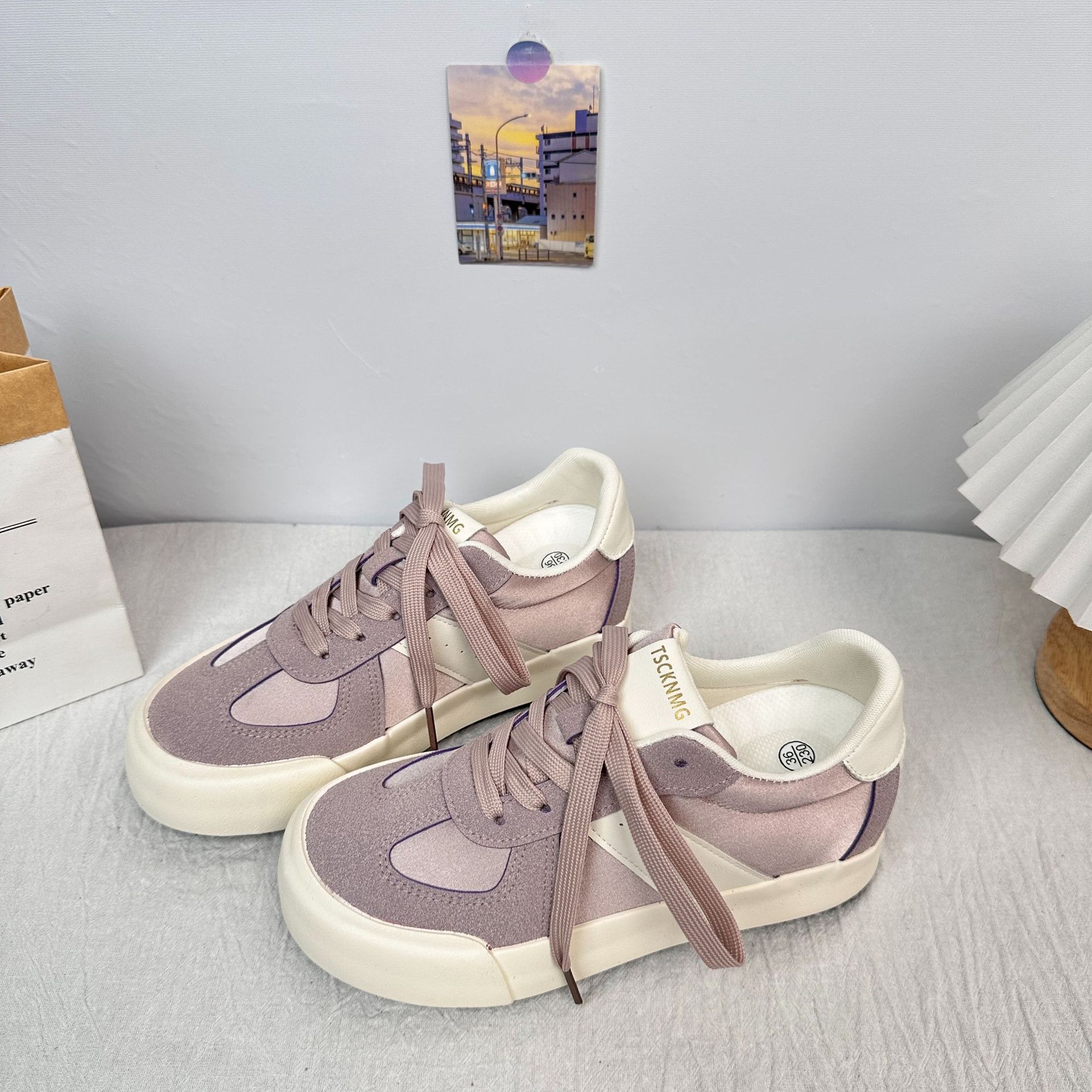6640 zapatos blancos transpirables de altura interior, zapatillas de deporte casuales para mujer, suela gruesa, zapatos deportivos de primavera y otoño de 2025