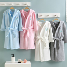 厂家直销批发A类儿童浴袍纯棉吸水速干卡通浴巾连帽游泳可穿浴衣