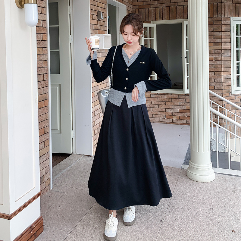 实拍黑色休闲气质假两件上衣套装裙女秋2025新款开衫半身裙两件套|undefined
