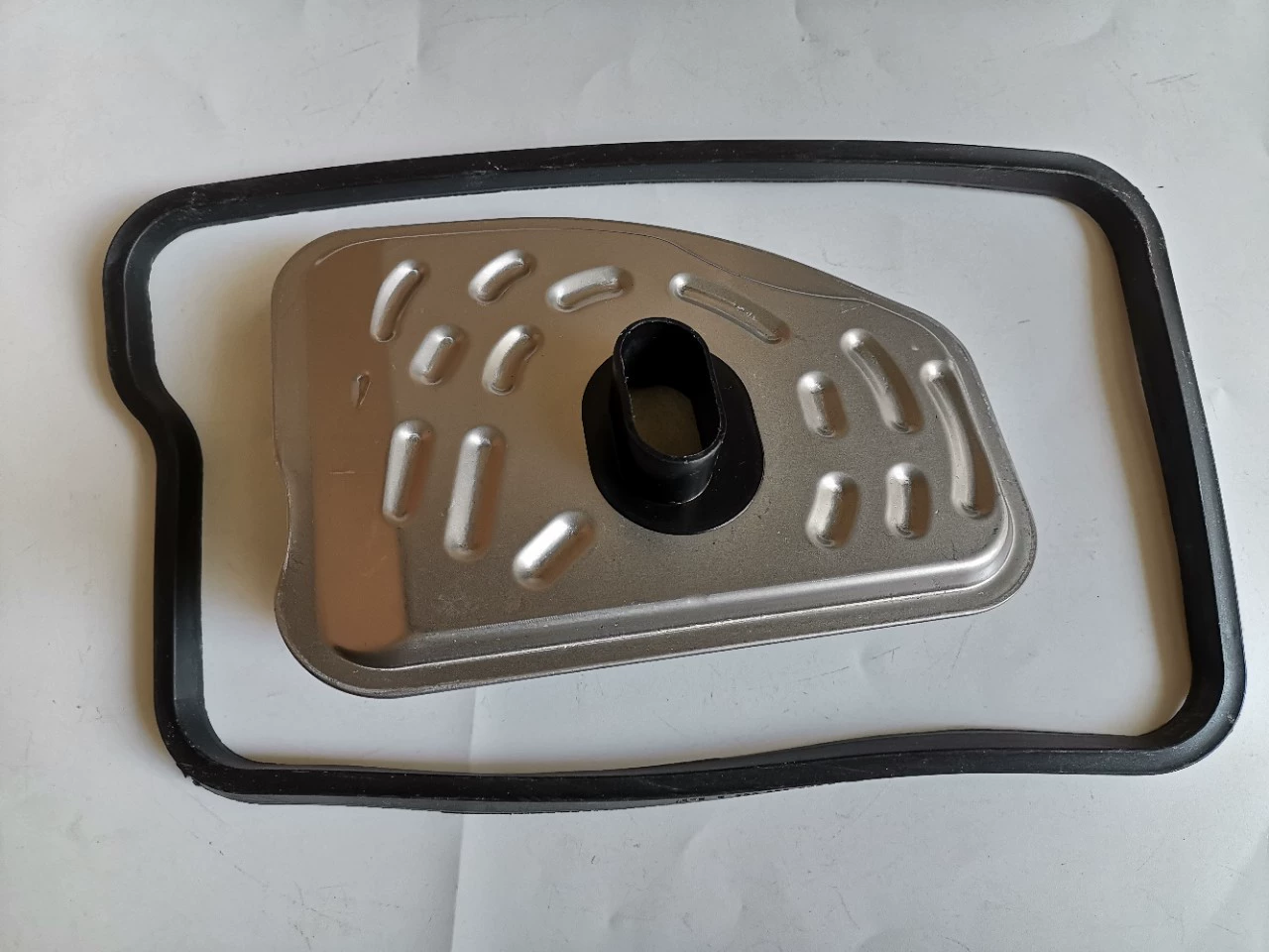 4HP16 Фильтр коробки передач Kaiyue, масляные решетки, подушка поддона 0501315184 93742042