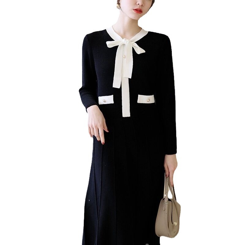 Retro fashionable elegant long woolen knitted dress with bow
