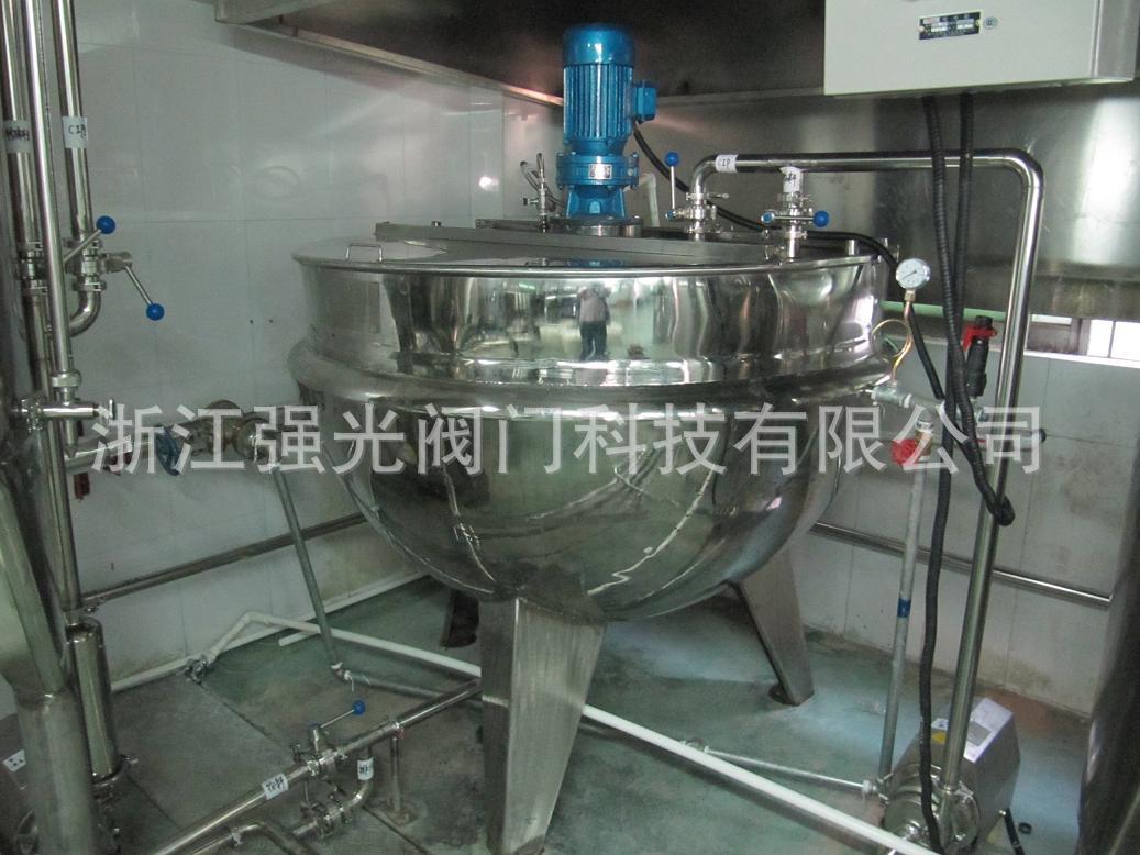 供应软胶囊，明胶刮壁搅拌夹层锅,蒸汽加热刮边搅拌夹层锅