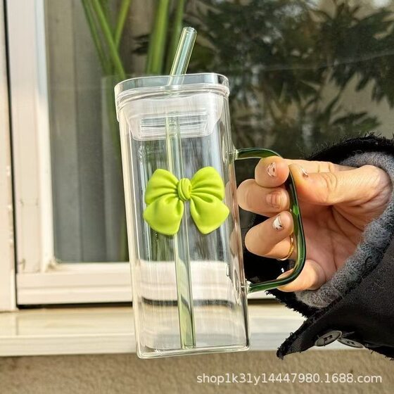 High Borosilicate Square Bow Glass High Color Value Color Straw Water Cup High Temperature Resistant Flat Bottom Cup for Girls