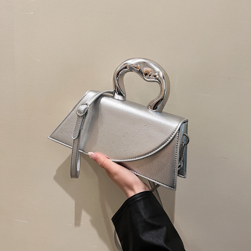 Internet celebrity design di nicchia piccola borsa quadrata 2023 nuova borsa da donna texture versatile borsa hot girl trendy cool borsa a tracolla singola spalla_voghion.com