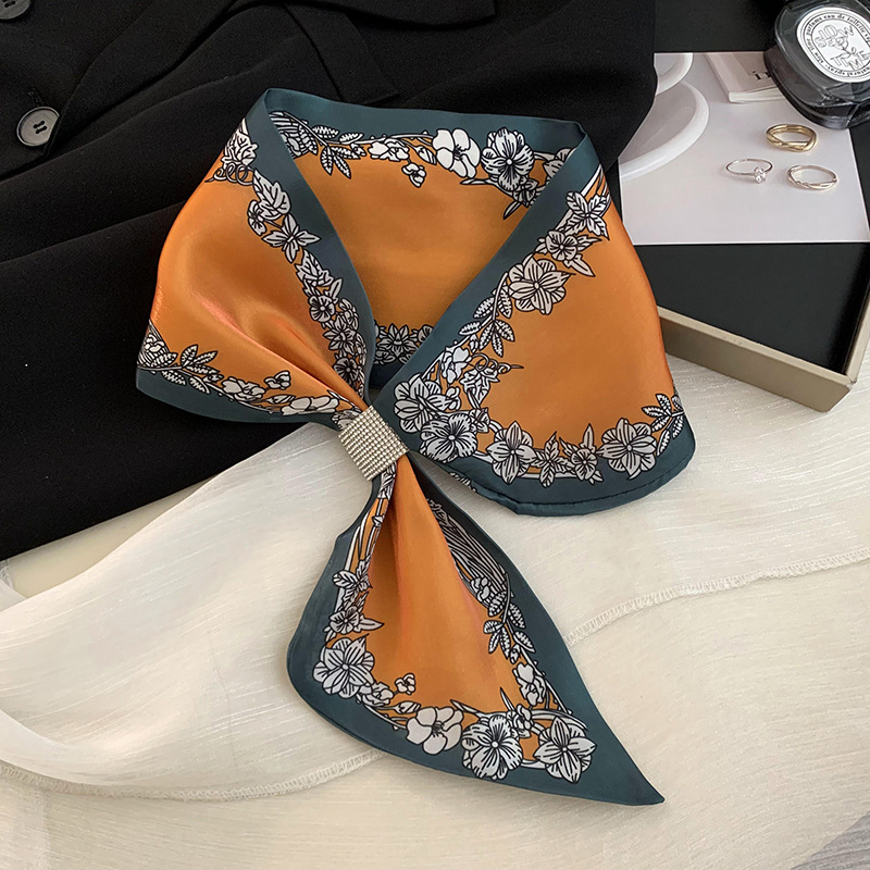 Bufandas de seda larga damas coreanas nuevas bufandas delgadas de cabello correa de cabello temperamento bufandas de seda al por mayor