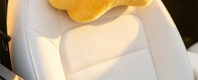 Headrest suitable for all seasons, same style lumbar support cushion, waist-protecting pillow, cartoon car seat cushion, cute car pillow