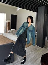 圆领做旧复古宽松牛仔外套女秋季韩版气质显瘦百搭通勤设计感夹克
