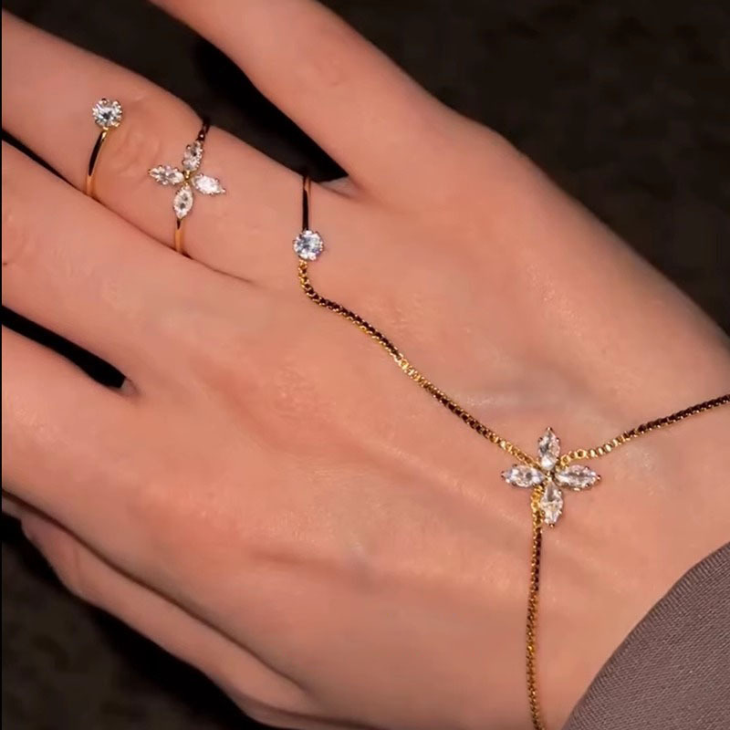 Sparkling Diamond Tassel Bracelet and Ring Integrated Light Luxury Ring Bracelet Hand Decoration Niche High-End Sweet Cool Style