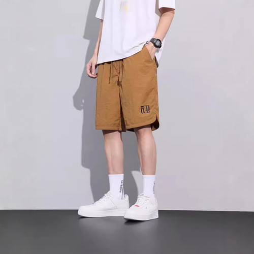 2025 Trendy Ice Silk Shorts for Men - Thin, Sporty, Outerwear, Relaxed Fit, Breathable, Quick-Drying Beach Pants for Summer