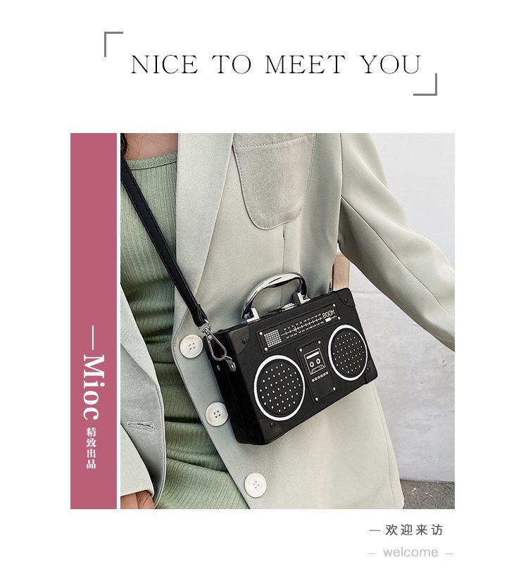262g Weight Pu Leather Lining Material Zipper Closure Type Single Shoulder Strap Strap Type Crossbody Bag Bags Type Casual Occasion Polyester Material Camera Pattern All Seasons Season Women's Gender Streetwear Style Square Shape Light Brown, Red, Black Color Small Size Small Streetwear Zipper Crossbody Bag Creative Personality And Funny Handbag 无