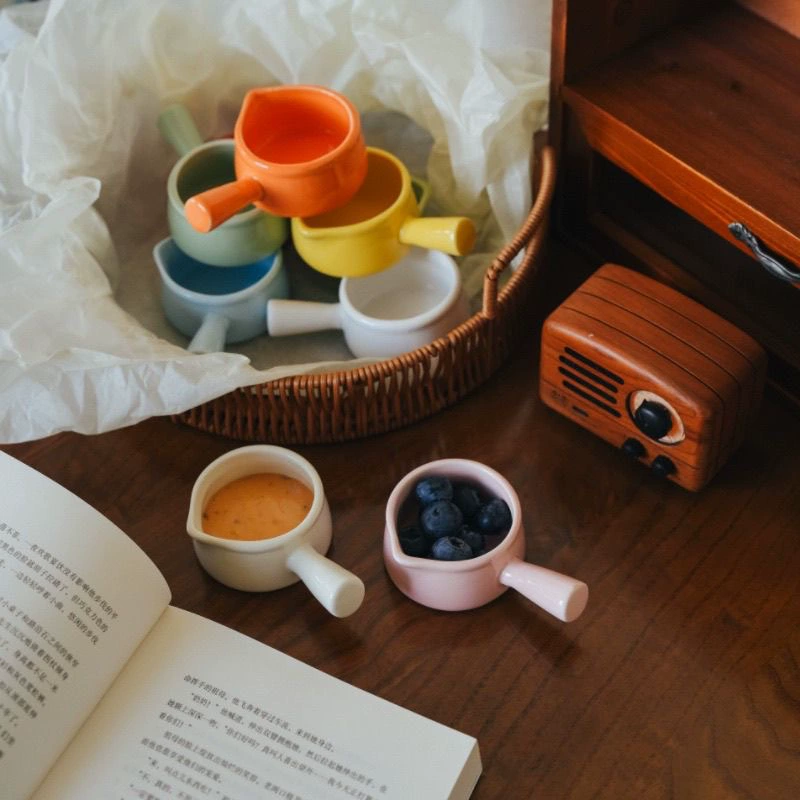 Small cute ceramic concentrated glass, coffee extract