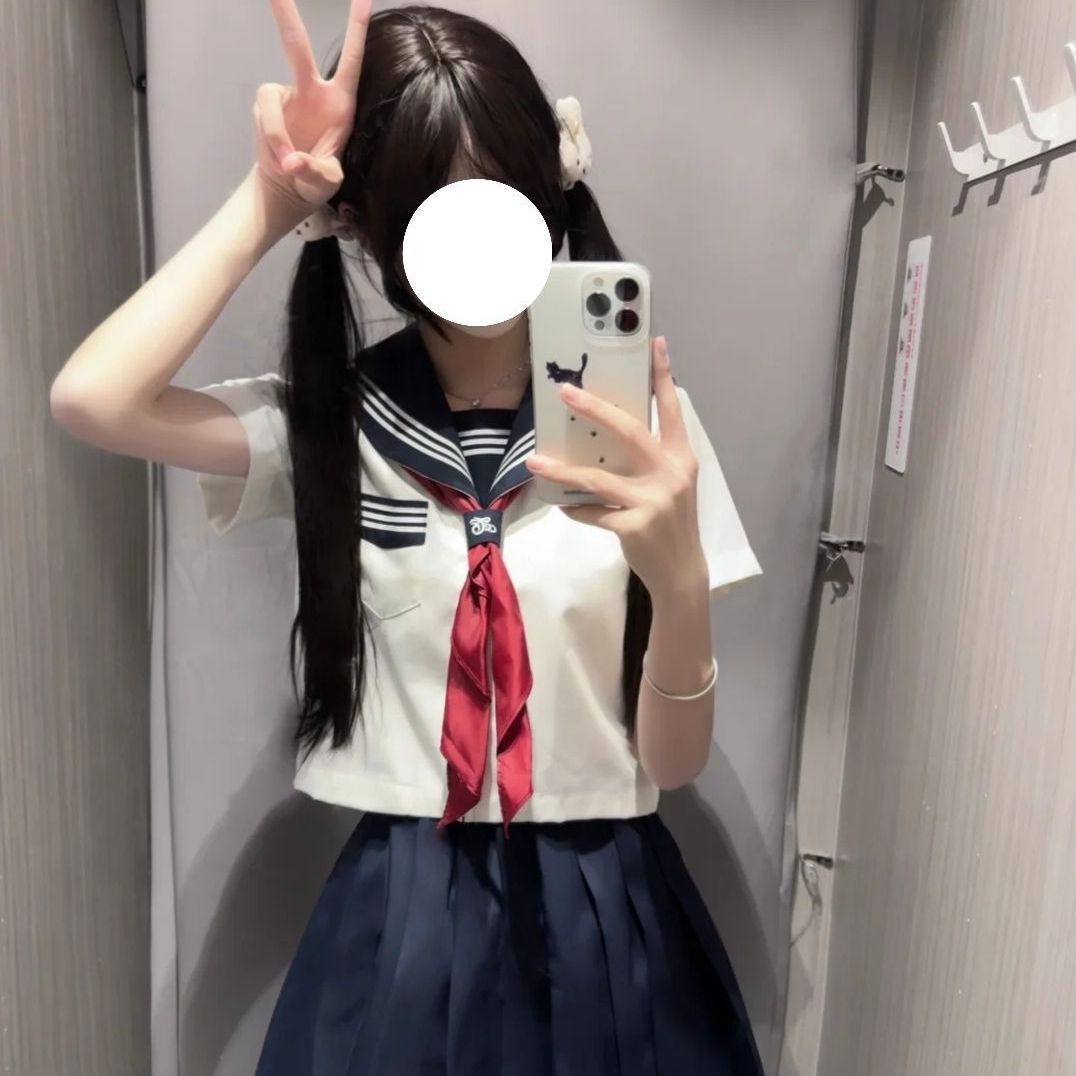 Preppy style graduation gown/sailor suit basic white three-piece short-sleeved top layered with a navy pleated skirt class uniform slimming set