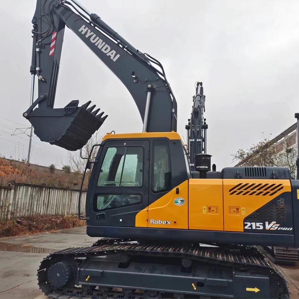 Ventas mensuales de 200 conjuntos de segunda mano Hyundai 215 Hyundai 225 Hyundai 275 Excavadora línea de exportación exclusiva