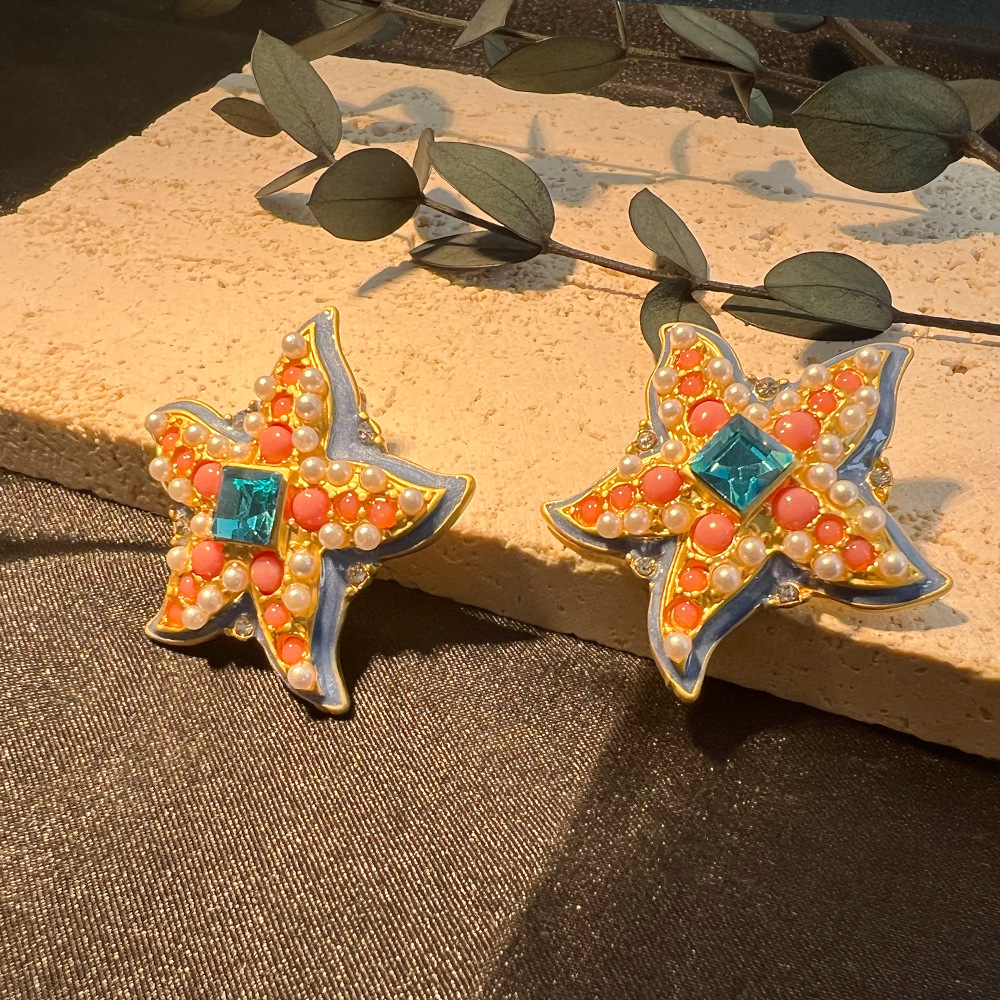 1 Piece Ig Style Starfish Plating Inlay Copper Pearl Zircon Gold Plated Ear Studs display picture 2