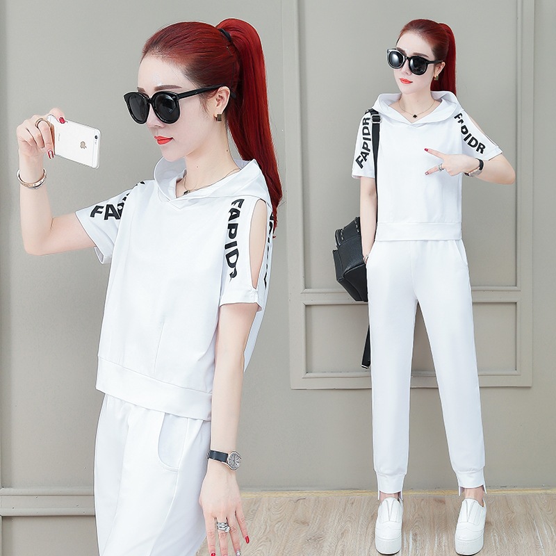 Women's Fashionable Loose Fit Sportswear Set Hooded Short Sleeve Top And Trousers Two Piece Student Outfit Summer 2026 Style_ecoleips.com