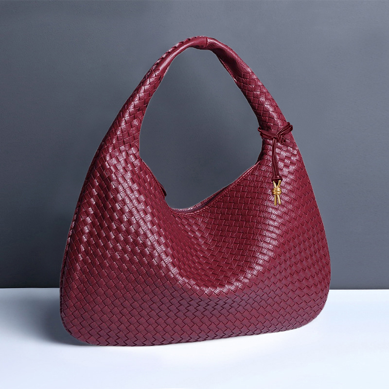Crescent Moon Shoulder Bag For Women Hand-woven Versatile Style_voghion.com