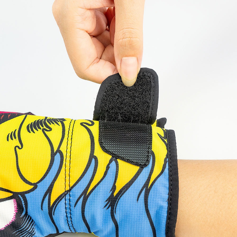 滑雪手套競(jìng)技三指 冬季騎行保暖內(nèi)置護(hù)腕防水防寒防滑可觸屏手套