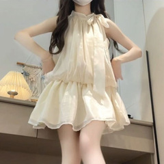 小个子甜美无袖连衣裙女夏季绝美温柔娃娃裙奶甜初恋系法式挂脖裙