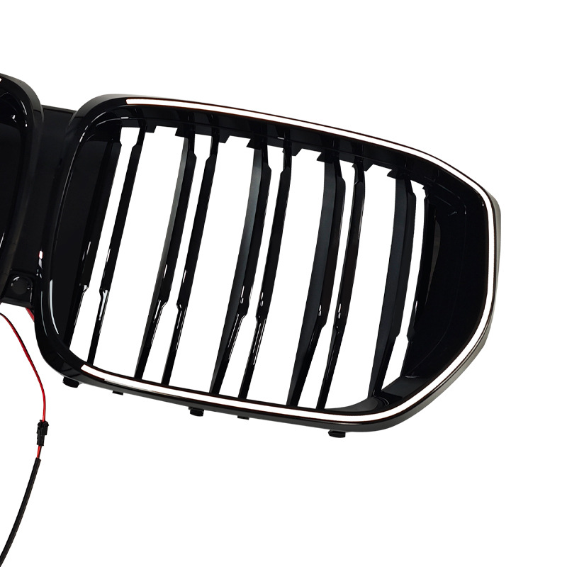 Suitable for BMW X5 G05LCI, dual-bar bright black illuminated front grille, modified LED air intake grille, front face accessories