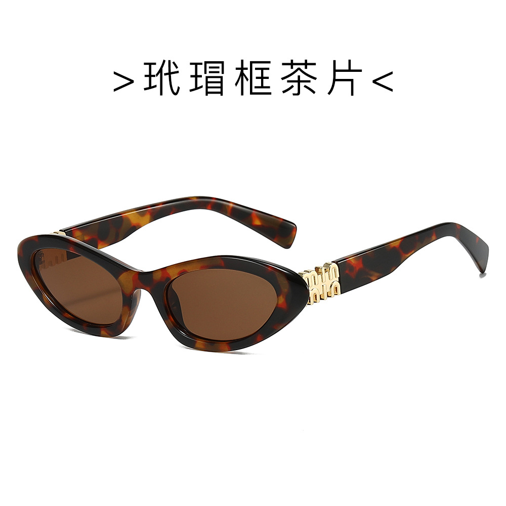 Nuevas gafas de sol europeas y americanas con letras m retro Ken Dou con el mismo estilo Gafas de sol con ojos de gato