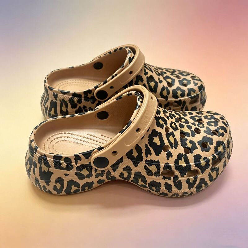 Leopard Print High-End Version of Whale Hole Shoes for Women, Same Style as Tan Jianci, with a Stepping-On-Clouds Feel, Suitable for Outdoor Wear, Couple's Thick-Soled Closed-Toe Sandals