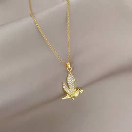 爆款最新抖音钛钢微镶锆石鸽子项链男女饰品时尚个性网红欧美