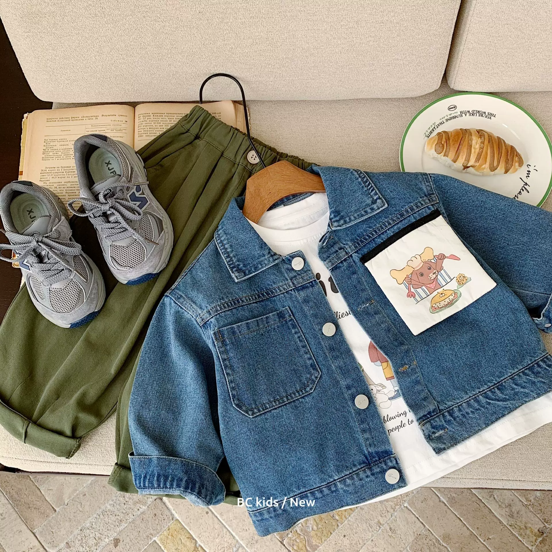 【清仓特价不退不换】春秋新款中小童米色口袋牛仔外套H0115