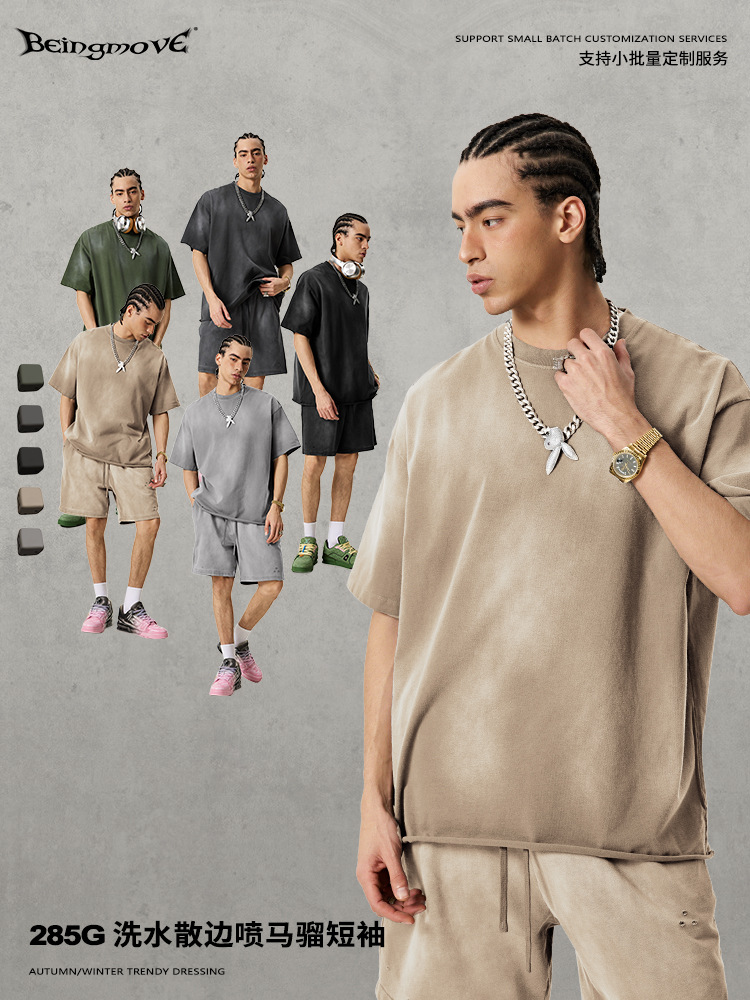 2025 verano americano marca de moda retro lavado en agua hacer vieja chaqueta adolescente teñido por pulverización blanco bordado camiseta de manga corta hombre