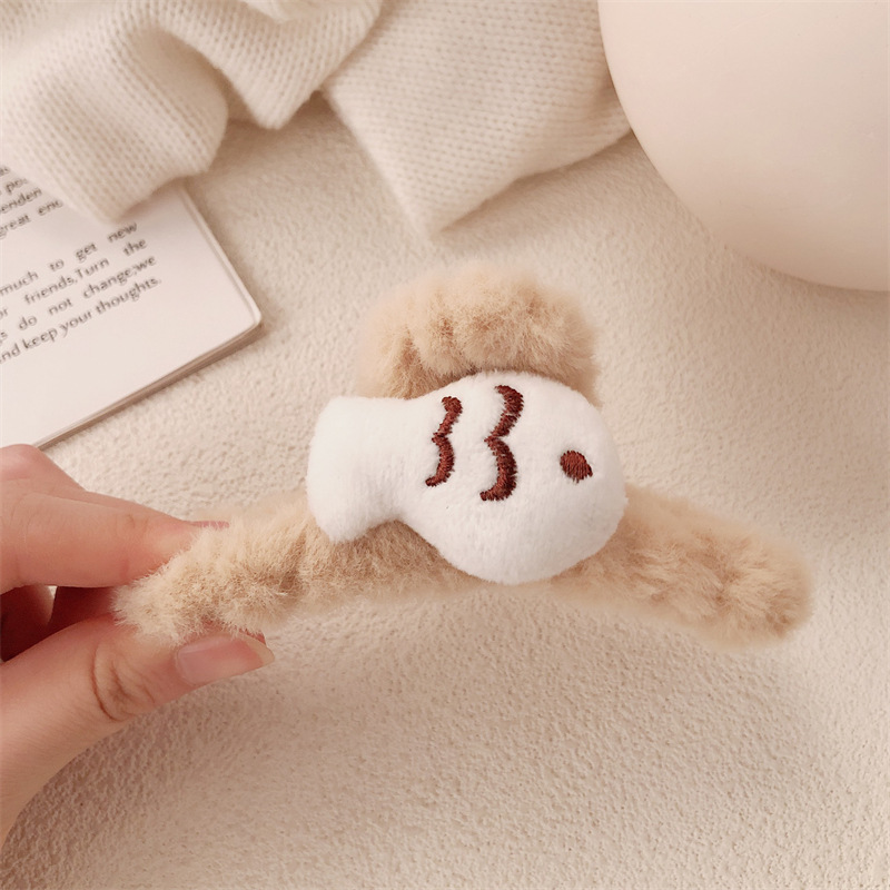 Clip de pelo de pescado de peluche lindo otoño invierno peludo pegando clip dulce versátil detrás del cerebro clip de pelo de pescado adornamiento para mujeres